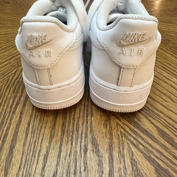 Nike Air Force 1 - Picture 5 of 9